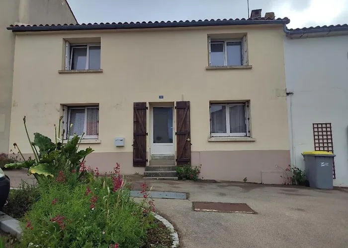 Maison 3 Chambres, Bourg De Moutiers